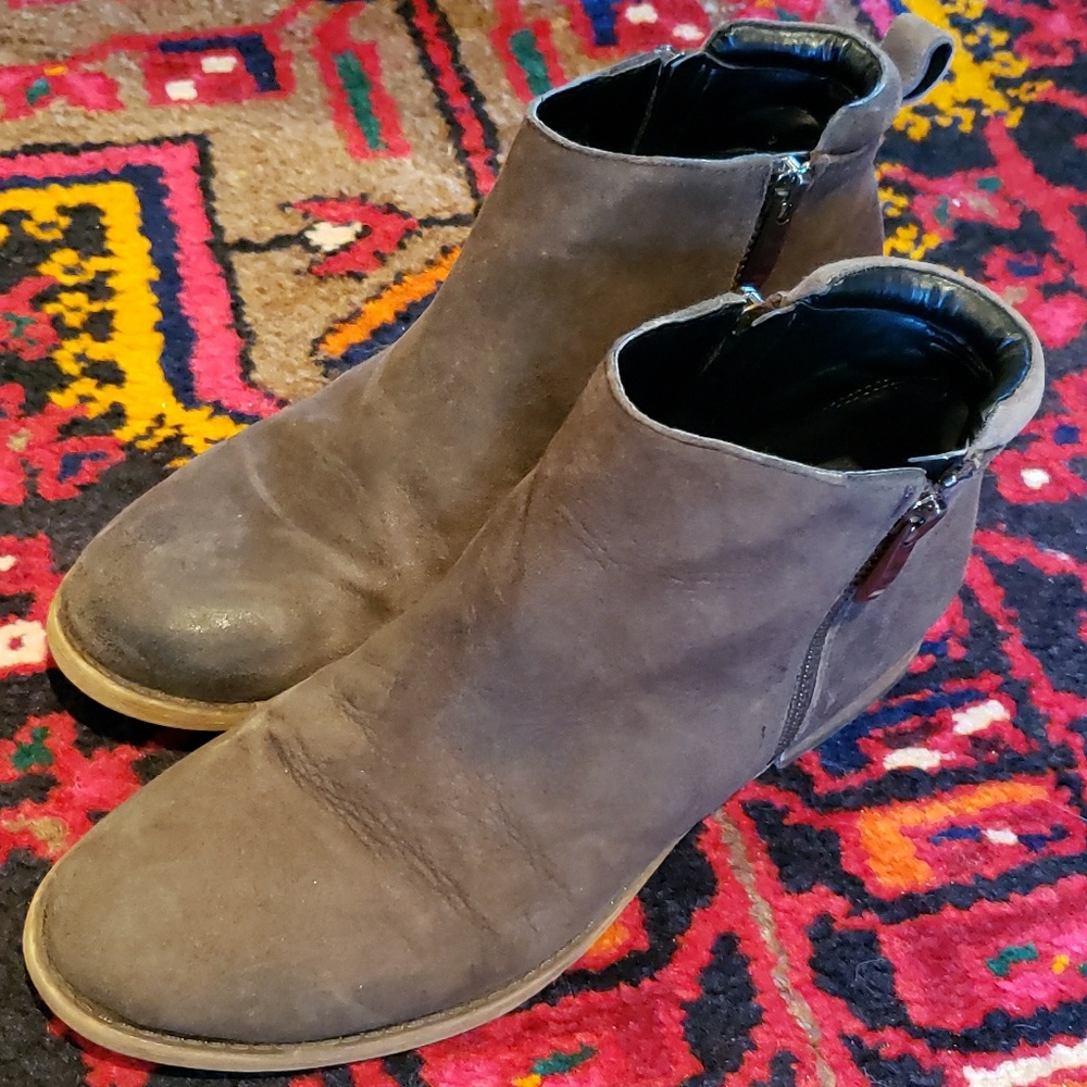 FRANCO SARTO Leather Taupe Bootie Size 6.5